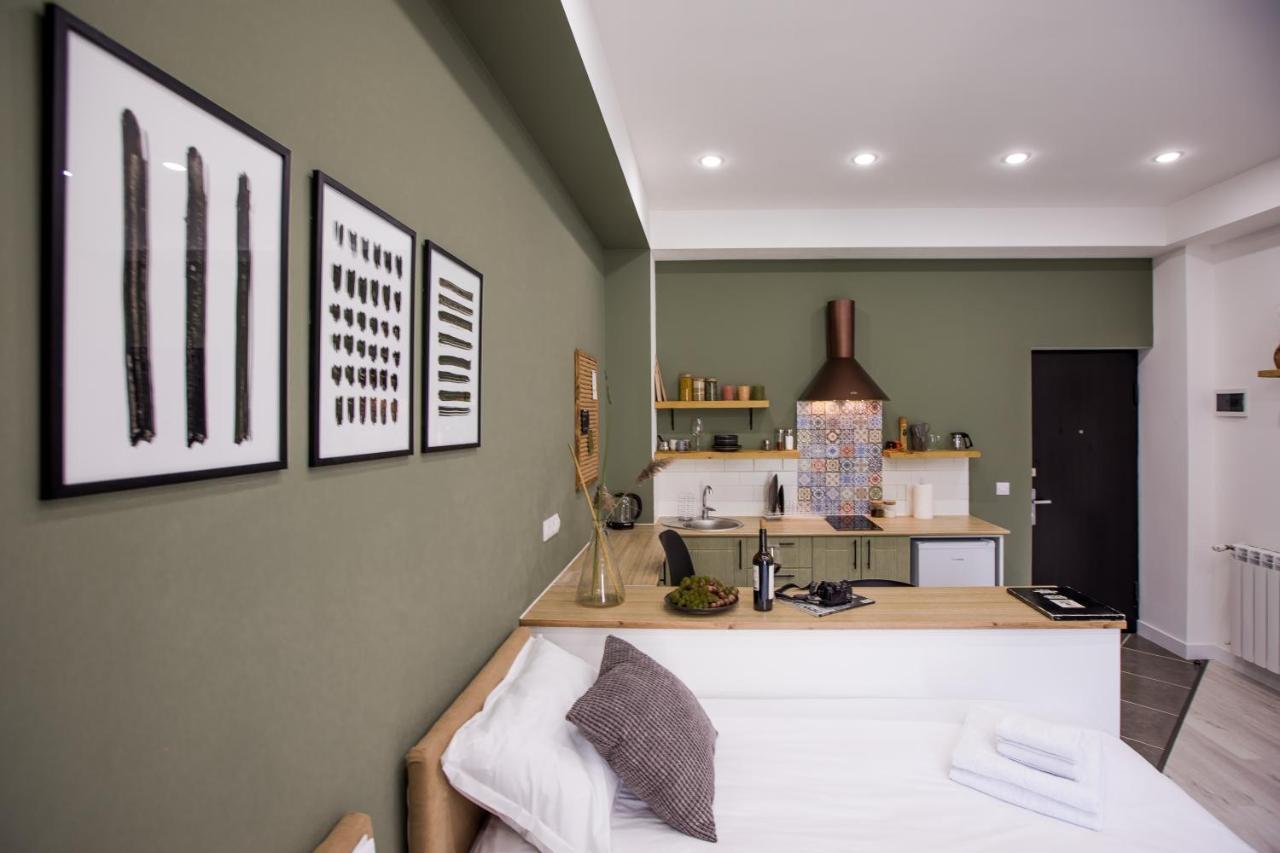 Hotelise I Bells-Of-Ireland Apartment Jerevan Eksteriør bilde