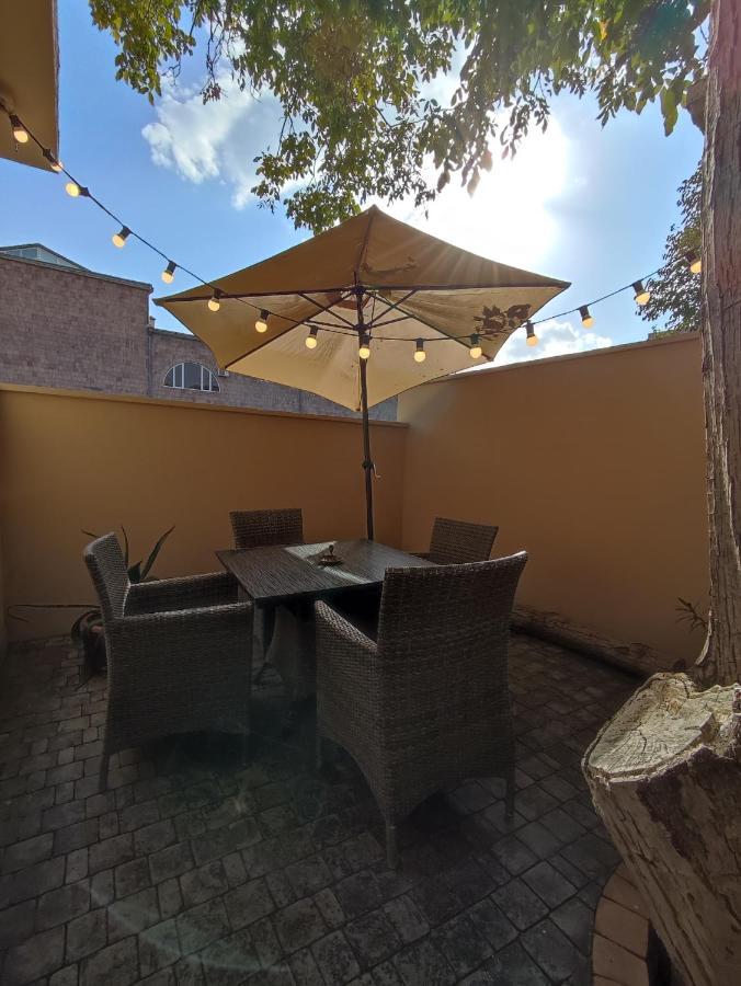 Hotelise I Bells-Of-Ireland Apartment Jerevan Eksteriør bilde